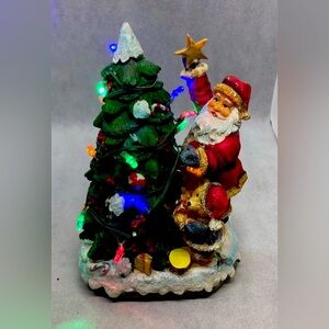 VTG CHRISTMAS HOLIDAY CLASSICS COLLECTION CERAMIC TREE SYNCH MUSICAL LED LIGHTS